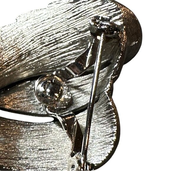 Vintage JJ Jonette stamped Brooch Pin Heart Silver Tone Leaf Textured Signed - Picture 2 of 7